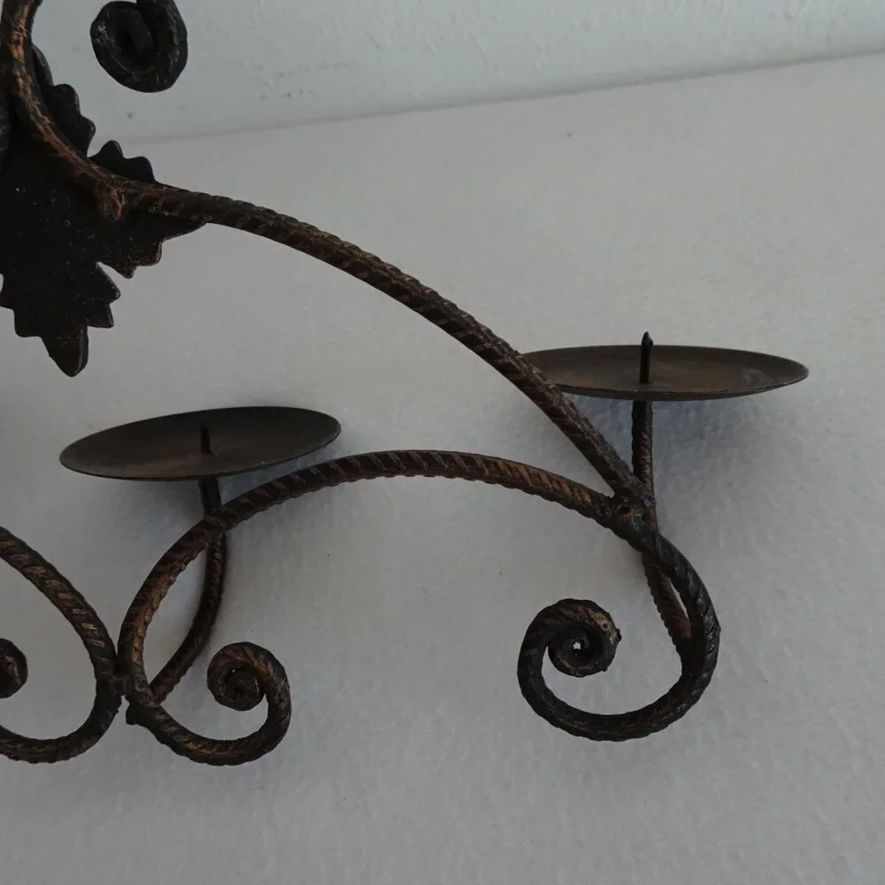 Metal 3-Arm Wall Candle Sconce Vintage Floral Candelabra Wall Mount